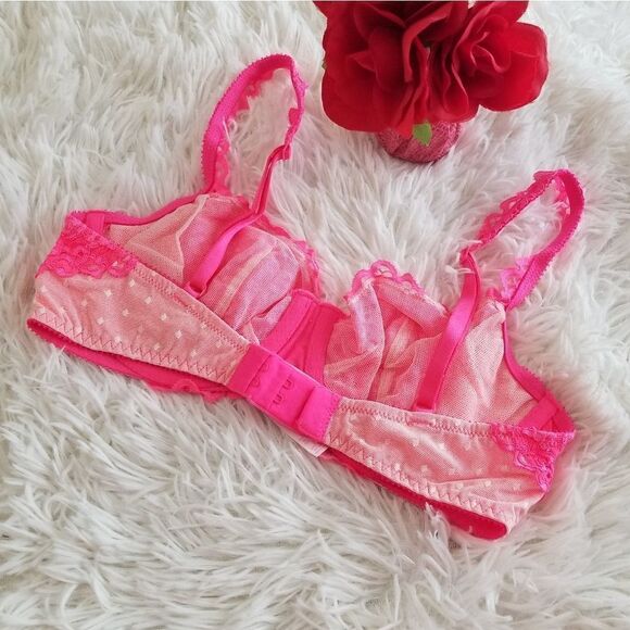 32D Victoria's Secret Pink Unlined Bra - Picture 2 of 9